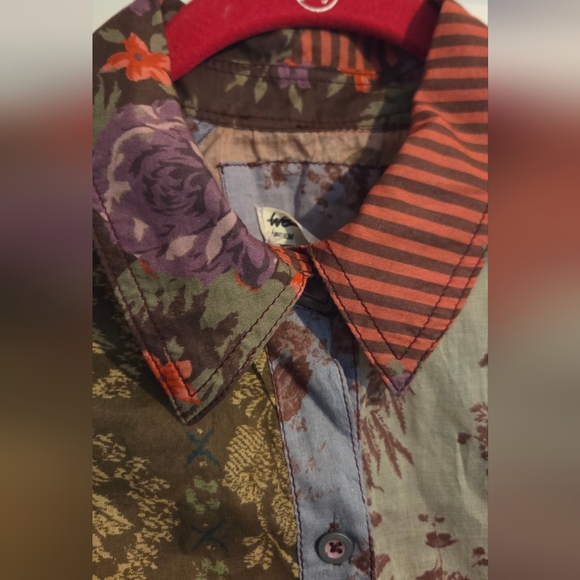 We The Free Womens Flower Patch Cotton Button Front Top EUC size M - Picture 4 of 12